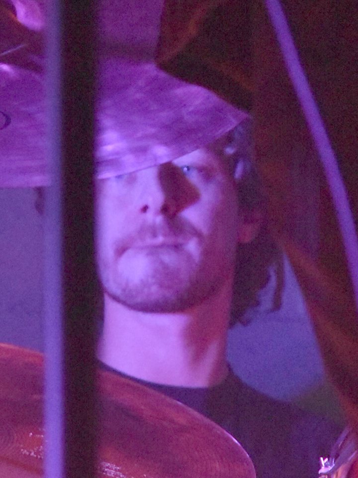 Alvaro Zonta, baterista do Caju Elétrico